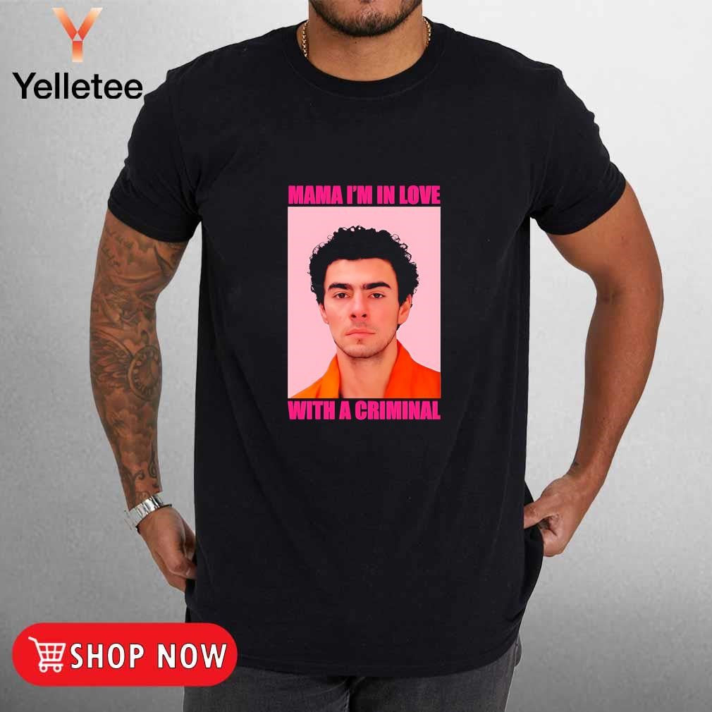 Luigi Mangione mama I'm in love with a criminal Valentine's day shirt