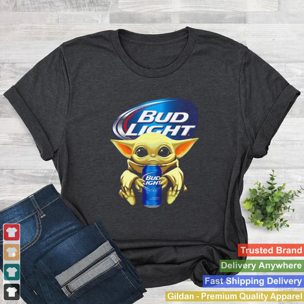 Baby Yoda Hug Bud Light Budweiser Star Wars Mandalorian shirt