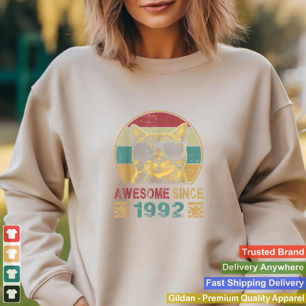 Awesome Since 1992 30th Birthday Gift Cat Lover T Shirt